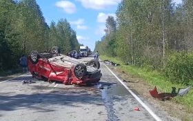 В ДТП под Ярково в Тюменской области разбилась семья из Сургута с тремя детьми