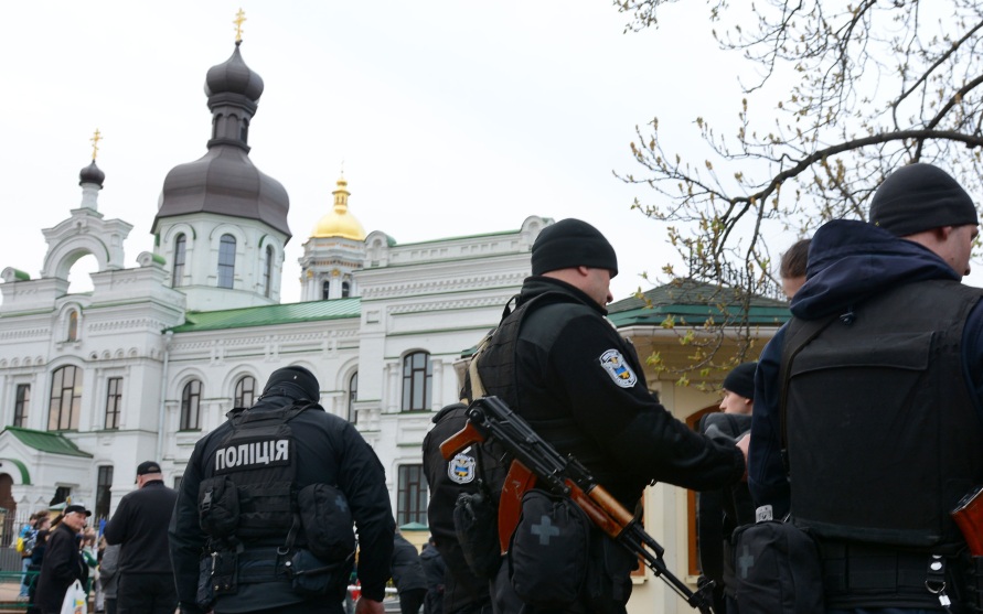 Политолог: ПЦУ борется с православием, потому что это скрепляющая народ сила