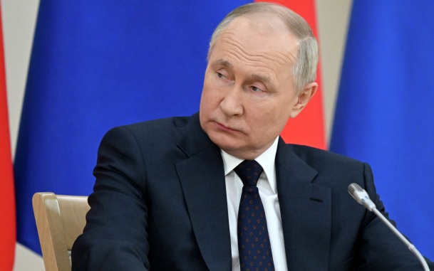 Владимир Путин дал совет чиновникам, которых ругают