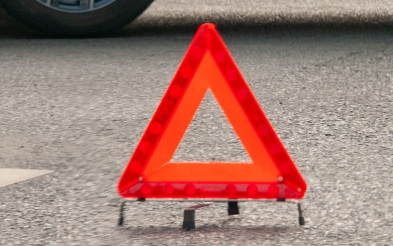 В Екатеринбурге фиолетовый Lamborghini врезался в жилой дом