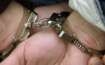 Обвиняемые в изнасиловании братья Тейт хранили множество паспортов