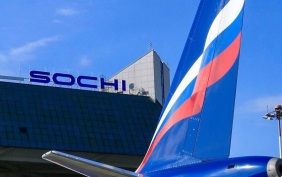 В сочинском аэропорту временно перестали совершать гражданские полеты