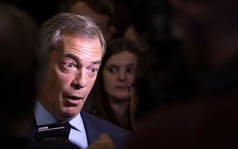 Лидер партии Reform UK победил на дополнительных выборах в парламент Британии