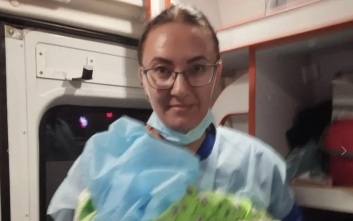Бийские медики приняли роды прямо в машине скорой помощи