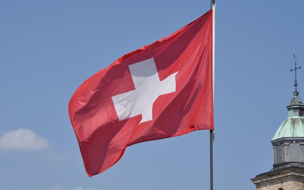 Швейцарский банк Swissquote начал уведомлять россиян о закрытии счетов