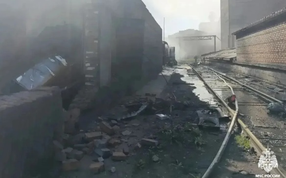 В Новосибирской области ликвидирован пожар на территории завода