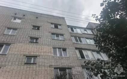 В Калининграде двухлетний ребенок выпал из окна квартиры на пятом этаже
