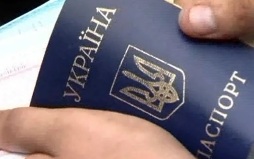 Около трех тыс. украинцев лишились защитного статуса в Швейцарии с конца 2025 г.