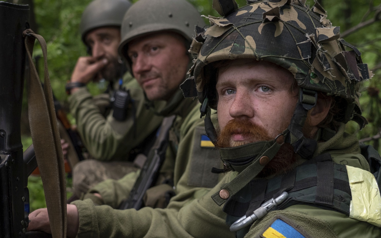 Жители Димитрова уговаривали боевиков ВСУ сдаться в плен