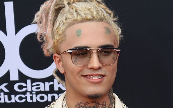 Прилетевший в Москву американский рэпер Lil Pump попал в базу "Миротворца"