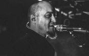 Baza: погибший музыкант "Кукрыниксов" Оганян мучился от трещин на пальцах