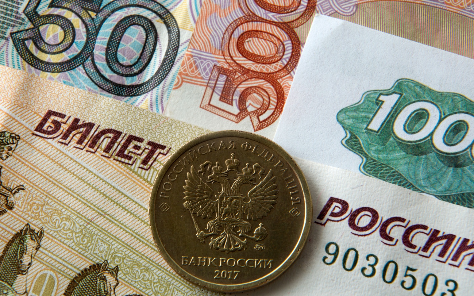 В Астраханской области мать погибшего бойца СВО добилась пенсии через суд