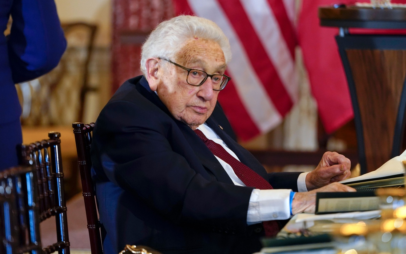 Вдова экс-госсекретаря США Киссинджера скончалась на 93-м году жизни