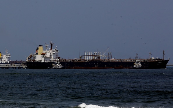 Танкеры ждут до 30 дней: Венесуэла столкнулась с нефтяным затором