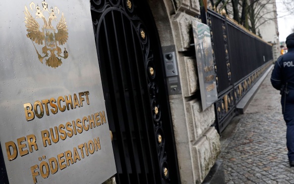 Посольство РФ прокомментировало сообщения о тайнике с оружием на окраине Берлина