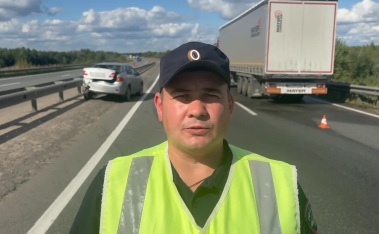 Двое пострадали в ДТП с грузовиком и тремя легковушками под Нижним Новгородом