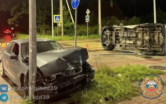 Водитель пострадал в ДТП в Калининграде