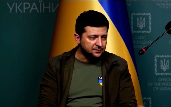 Медведев обвинил Зеленского в заискивании перед нацистами