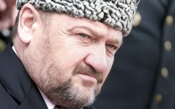 Кадыров рассказал, как его отец, первый президент ЧР, завоевал народную любовь