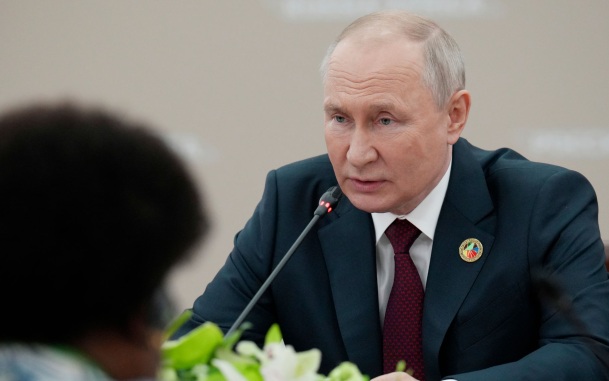 Путин: на Украине героизируют убийц сотен тысяч человек