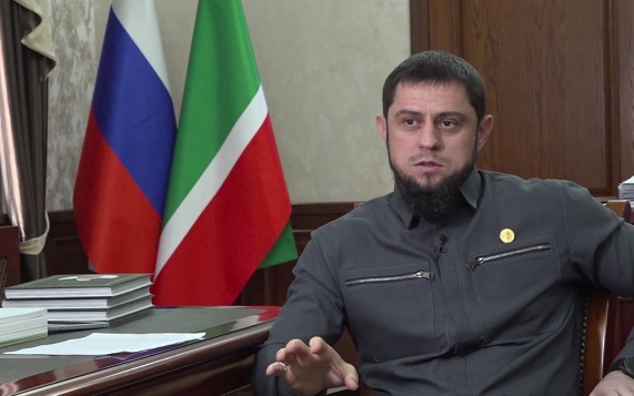 Фонд Ахмата Кадырова отправил 29 тыс. тонн продовольствия в зону СВО