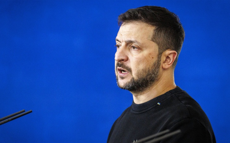 Зеленский потребовал у Европы раньше времени выдать часть кредита Украине