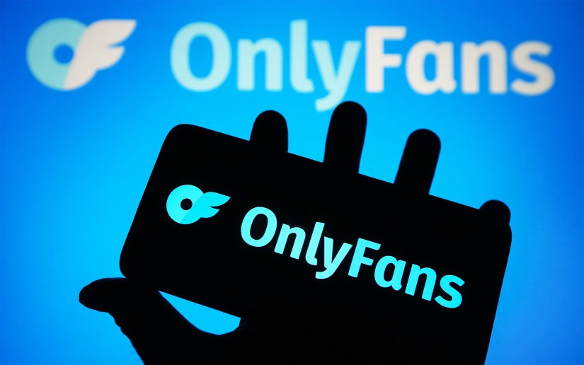 Владелец OnlyFans получил 709 млн долларов дивидендов незадолго до смерти