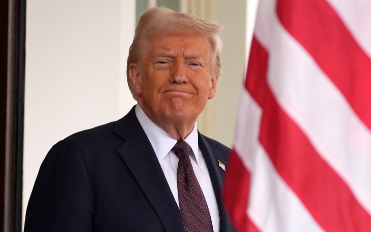 Трамп хочет переименовать озеро Онтарио в озеро Америка