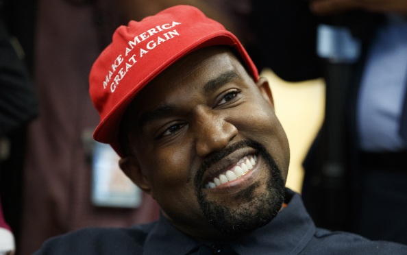 Россияне могут компенсировать моральный вред за отмену концерта Канье Уэста