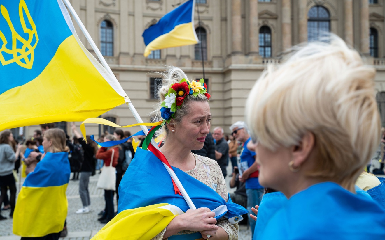 Эксперт прогнозирует массовый побег женщин с Украины