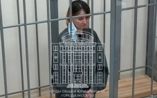 Московский городской суд рассматривает дело женщины, задушившей малолетнего сына