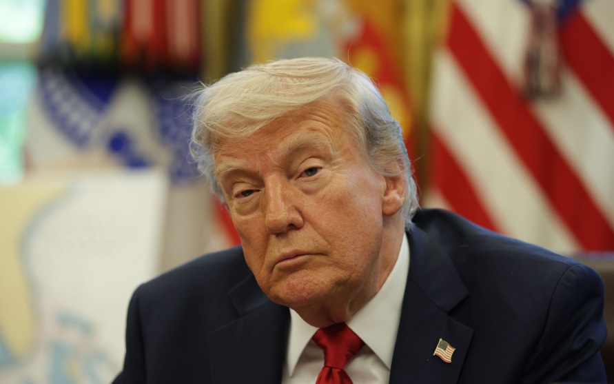 Трамп переименовал озеро Онтарио в озеро Америка