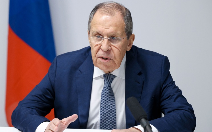 Лавров заявил, что Россия не была равноправным партнером в G8