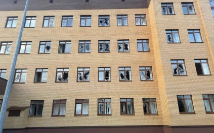 В Павловском Посаде БПЛА попал в магазин "Магнит", повреждена поликлиника