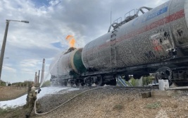 Горящий вагон со сжиженным газом в Ахтубинске еще не потушили