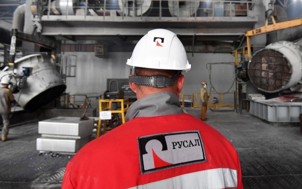 "Русал" готовится законсервировать часть сырьевых предприятий в РФ