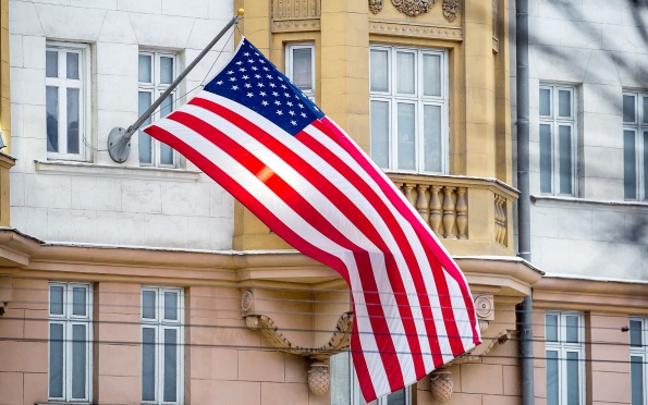 Американские дипломаты стали возвращаться в посольства США на Ближнем Востоке
