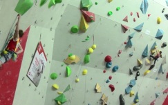 Российский скалолаз Петр Земляков стал чемпионом Европы