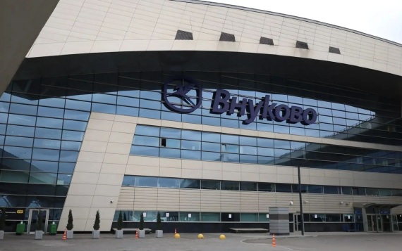 Аэропорт Внуково работает с ограничениями