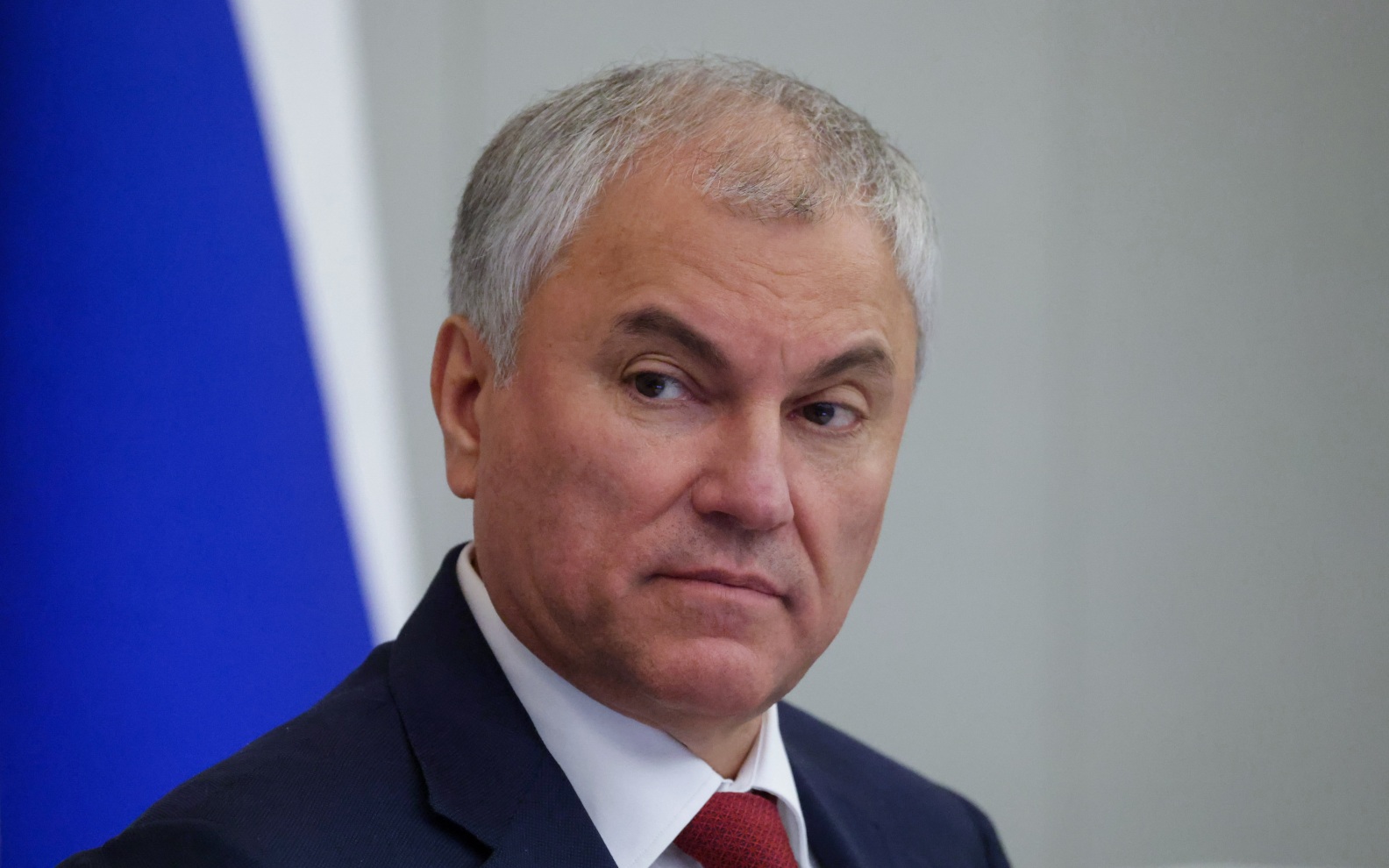 Володин оценил новый памятник Говорухину в Волгограде