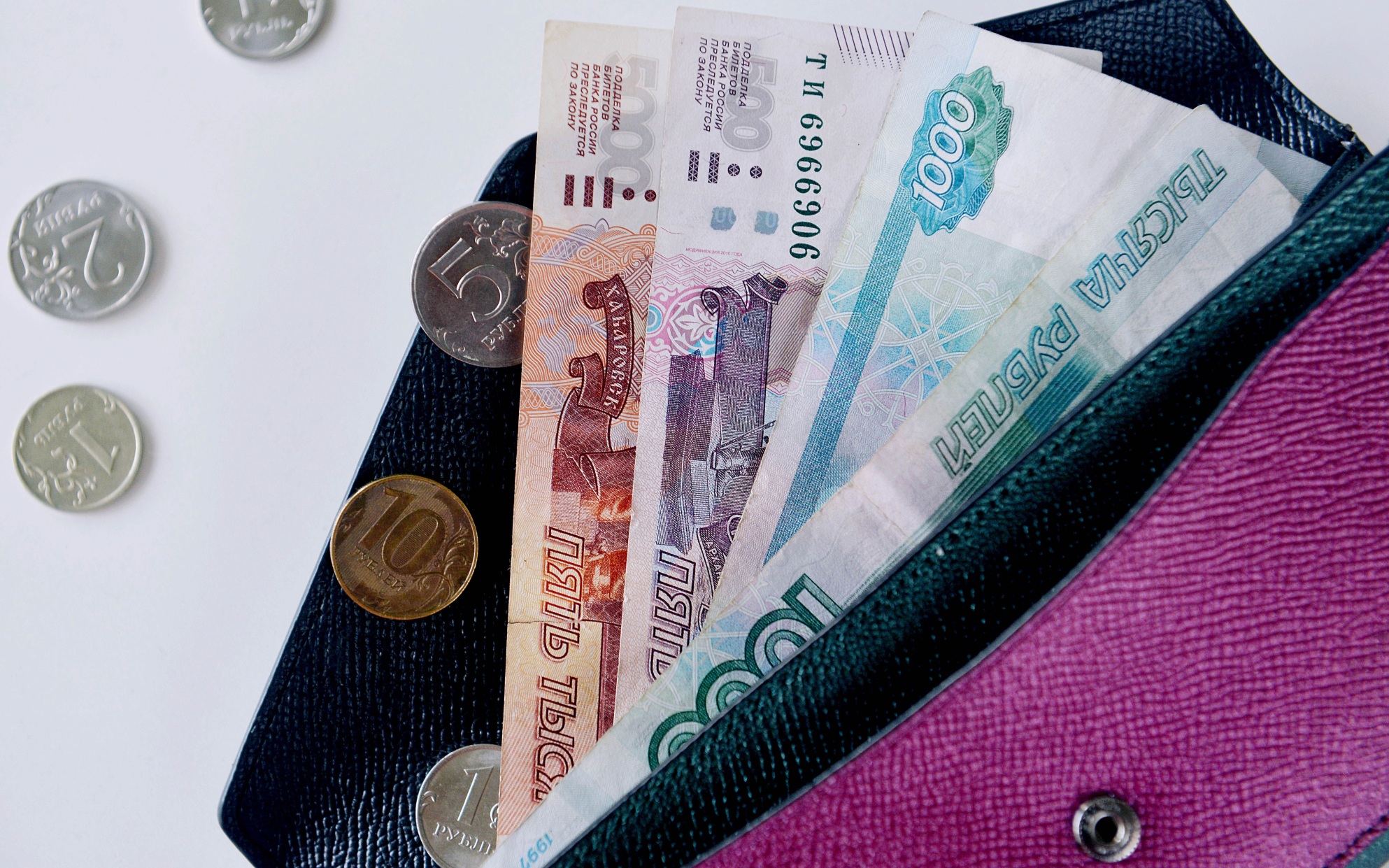 Финансовый аналитик объяснила, надо ли ребенку отчитываться о карманных деньгах