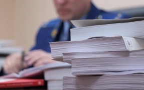 Житель Сахалина подозревается в серии краж одежды из магазина