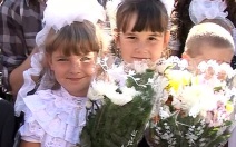 Психолог призвал родителей не заставлять детей радоваться первому сентября