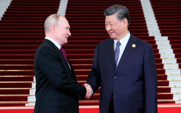 Путин встретился с Си Цзиньпином на полях саммита ШОС в Бишкеке
