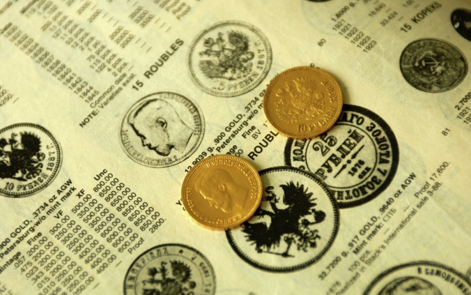 Россияне с 1 сентября смогут продавать друг другу золотые монеты