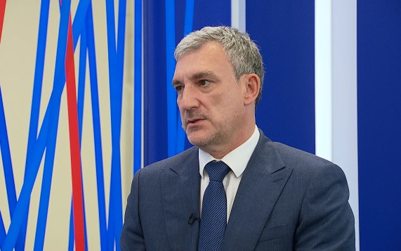 Орлов раскрыл, сколько грузовиков пройдет по мосту между РФ и КНР до конца года