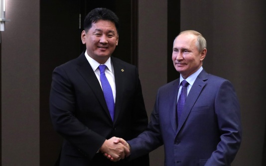 Путин и президент Монголии встретились на полях саммита ШОС