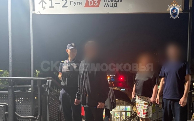 Житель Раменского зарезал незнакомого мужчину ножом в переходе