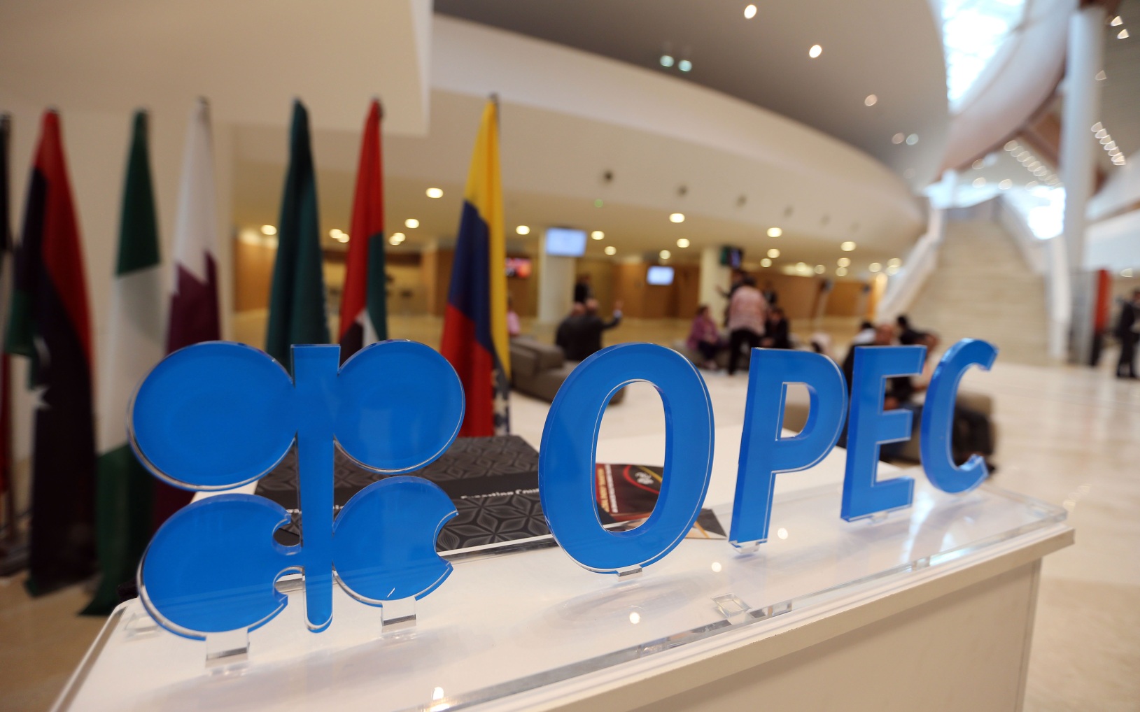 Новак: речи о сокращении квот ОПЕК+ не идет, на рынке нефти дефицит