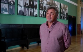 Леонов: как и герой Сарафанов, отец всегда мог сказать: "Я вас люблю"